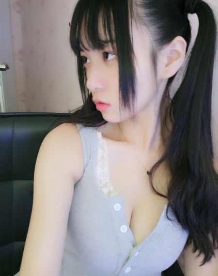 朱竹清被调教成肉奴1～5集