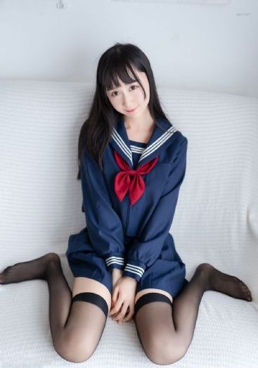 变身成黑辣妹之后就和死党上床了